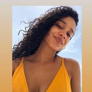 Meet your Posher, Stephany